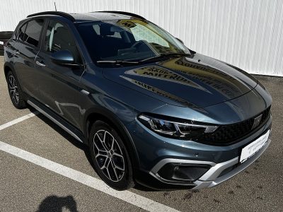 Fiat Tipo Hybrid 130 eDCT7 Cross bei Autohaus Lehr in 